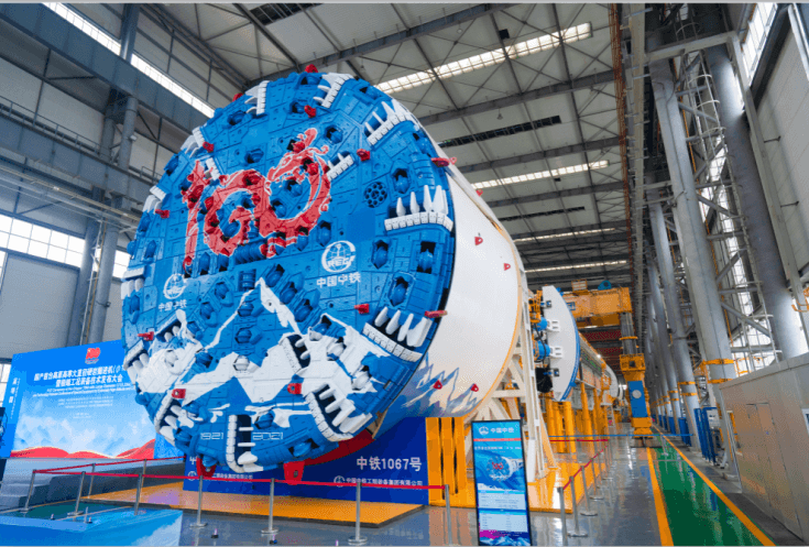 China's First Large Diameter Hard Rock TBM for High Plateaus Rolls off the Production Line