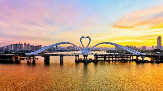 Salute to China Brand Day | Spanning the Yangtze, crossing the Yellow River, connecting gulfs and linking valleys—Bridges build the future!