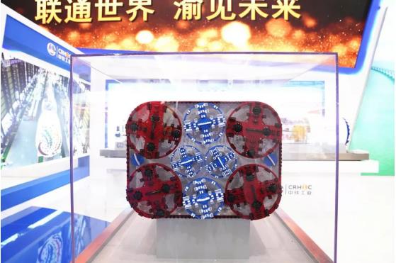 CRHIC’s High-End Equipment Is Unveiled at Western China International Fair for Investment and Trade